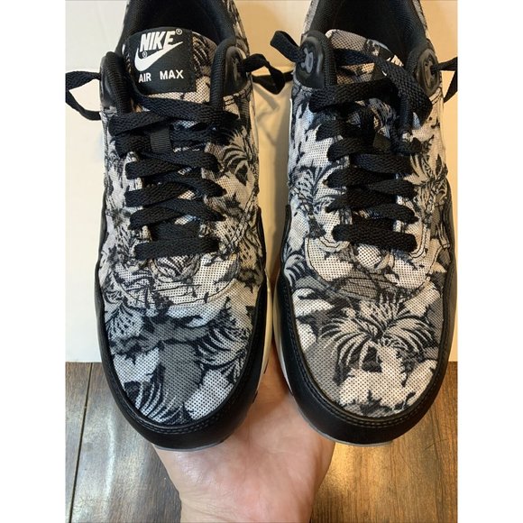 NIKE AIR MAX 1 GPX TROPICAL FLORAL BLACK WHITE DARK GREY Size 9684174-001 Worn 1 - Picture 7 of 11